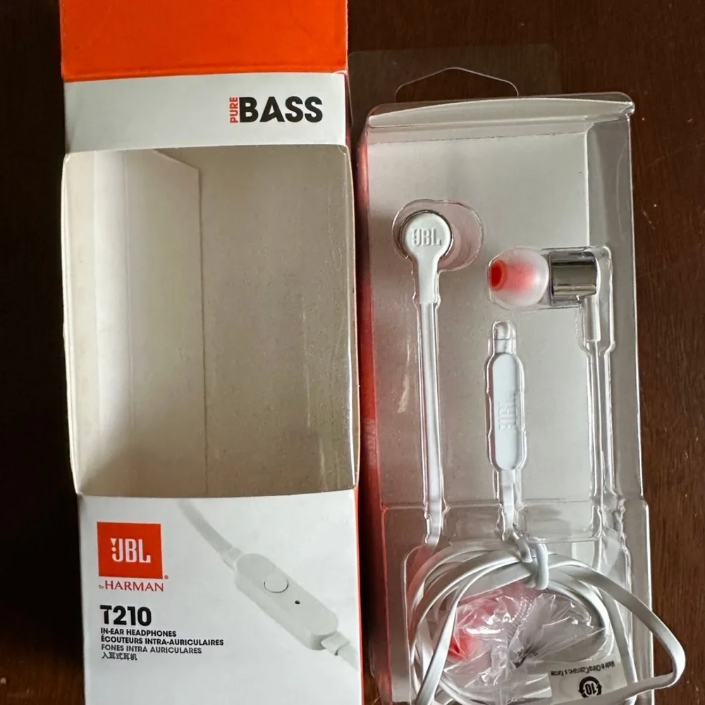 JBL T210 Signature Sound Pure Bass Headphones in Ear Earphones with Microphone B